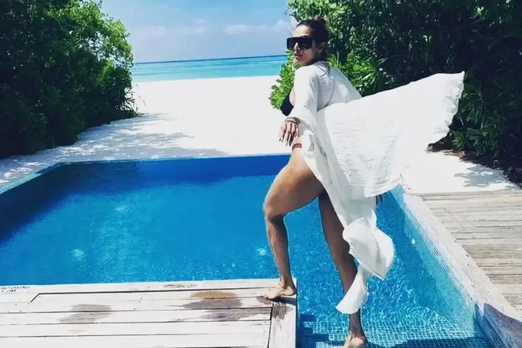 Malaika Arora: Defying Age with Style and Fashion 75 Malaika Arora Bikini With Cape Jacket
